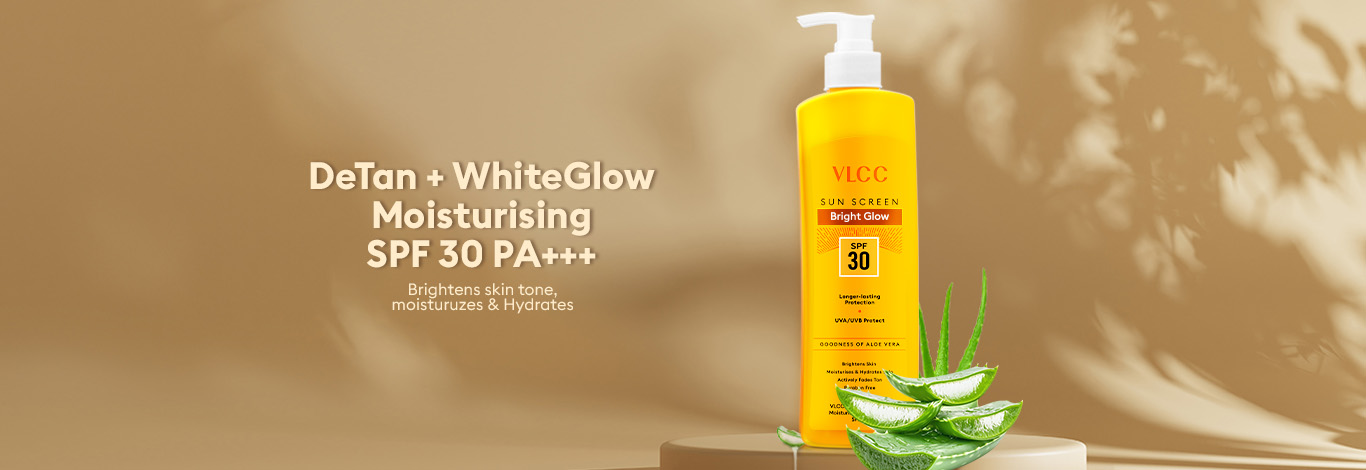 Benefits of DeTan + White Glo Moisturising Body Lotion SPF 30 PA+++ - 350 ml